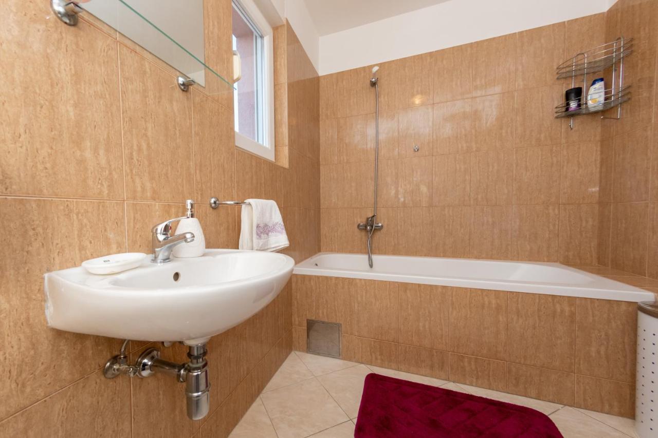 Apartment Apartman Valter *